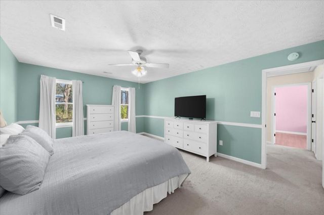 5042 Waterford Drive SW, Mableton, GA 30126