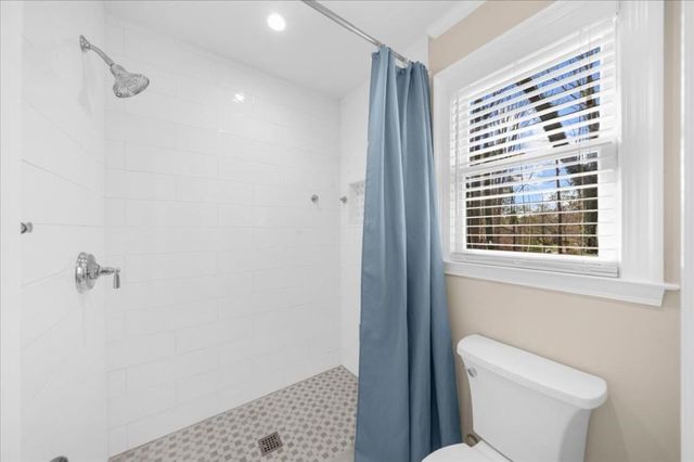 5042 Waterford Drive SW, Mableton, GA 30126