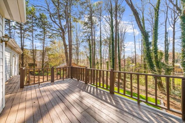 5042 Waterford Drive SW, Mableton, GA 30126