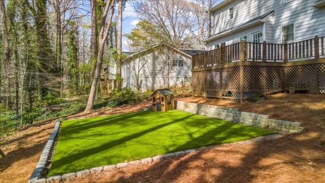 5042 Waterford Drive SW, Mableton, GA 30126