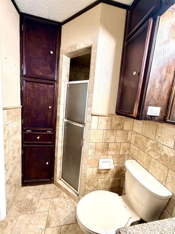 3011 BORTON STREET, Wichita Falls, TX 76306