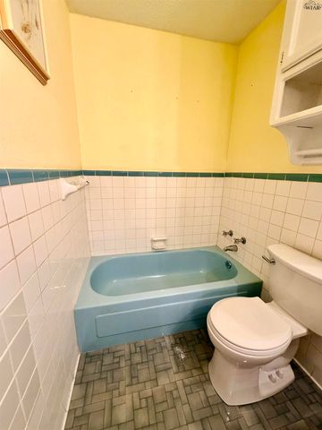 3011 BORTON STREET, Wichita Falls, TX 76306