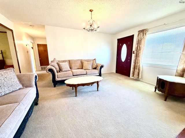 3011 BORTON STREET, Wichita Falls, TX 76306