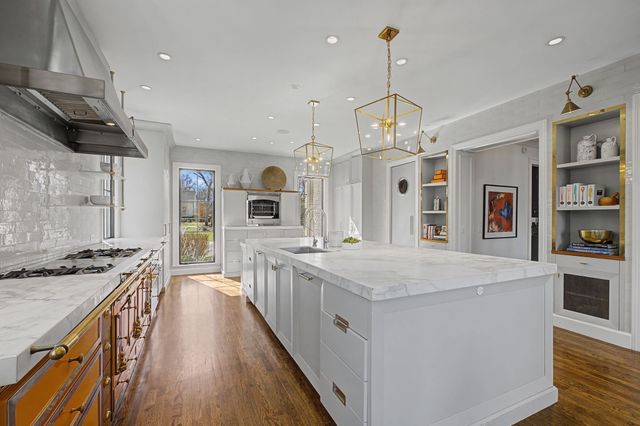 4304 Warner Pl, Nashville, TN 37205
