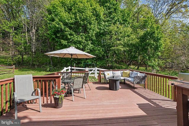 54 SUGAR MAPLE RD, Barto, PA 19504