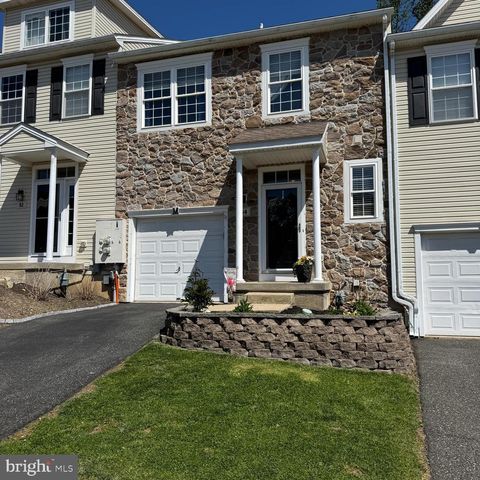 54 SUGAR MAPLE RD, Barto, PA 19504