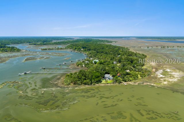 879 Broadview Dr, Ridgeland, SC 29936