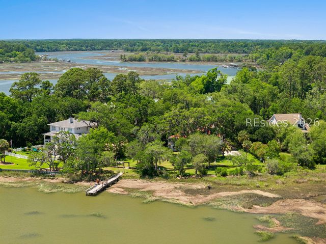879 Broadview Dr, Ridgeland, SC 29936