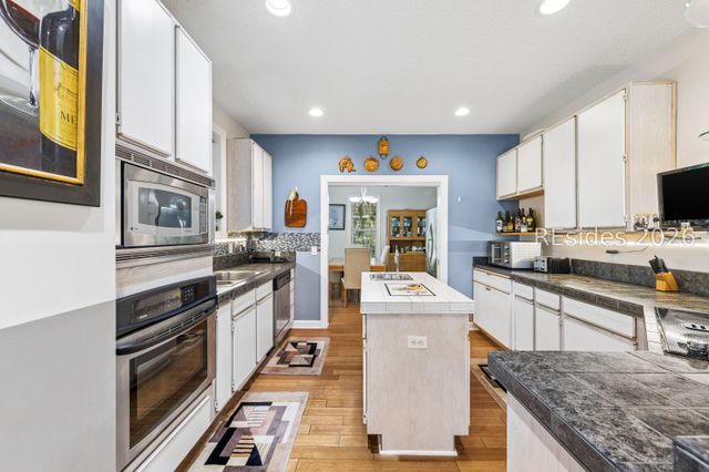 879 Broadview Dr, Ridgeland, SC 29936