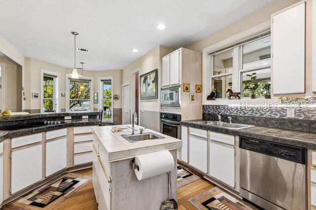 879 Broadview Dr, Ridgeland, SC 29936