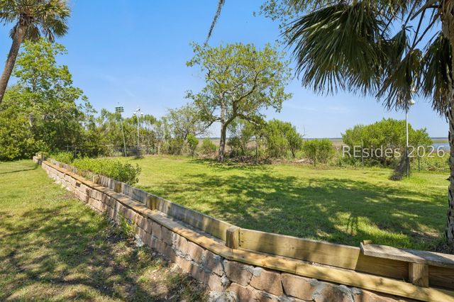 879 Broadview Dr, Ridgeland, SC 29936