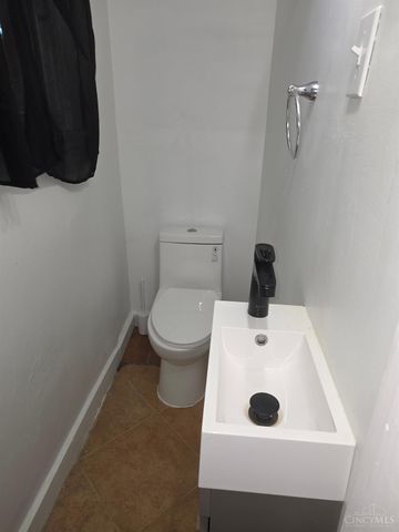 657 Froome Avenue, Cincinnati, OH 45232