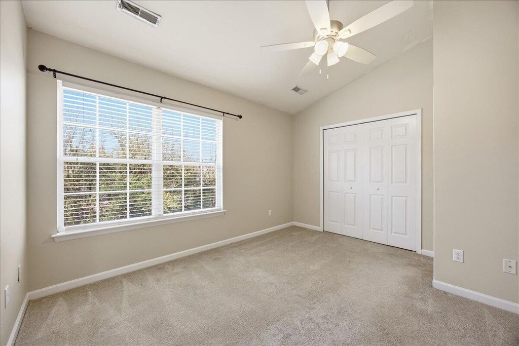 Image 19 of property listing at 129 Hornby Circle, Goose Creek, SC 29445