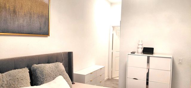 8878 Lake Worth Road 111, Lake Worth, FL 33467