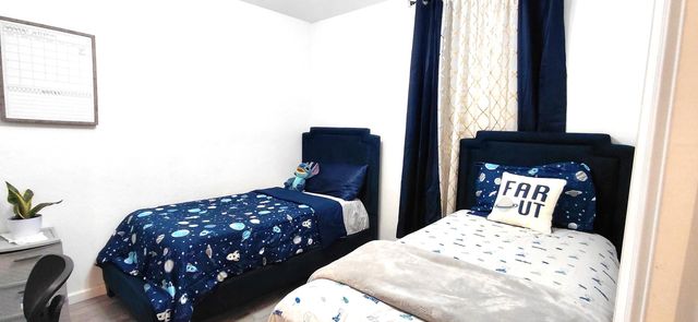 8878 Lake Worth Road 111, Lake Worth, FL 33467