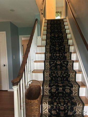 32080 W 9-Mile Road, Farmington, MI 48336
