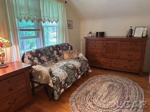 32080 W 9-Mile Road, Farmington, MI 48336