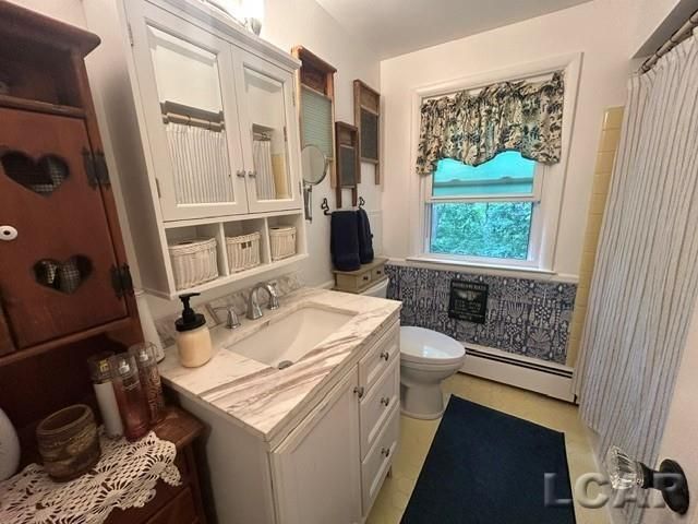 32080 W 9-Mile Road, Farmington, MI 48336