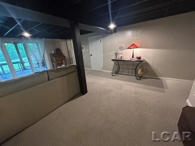 32080 W 9-Mile Road, Farmington, MI 48336