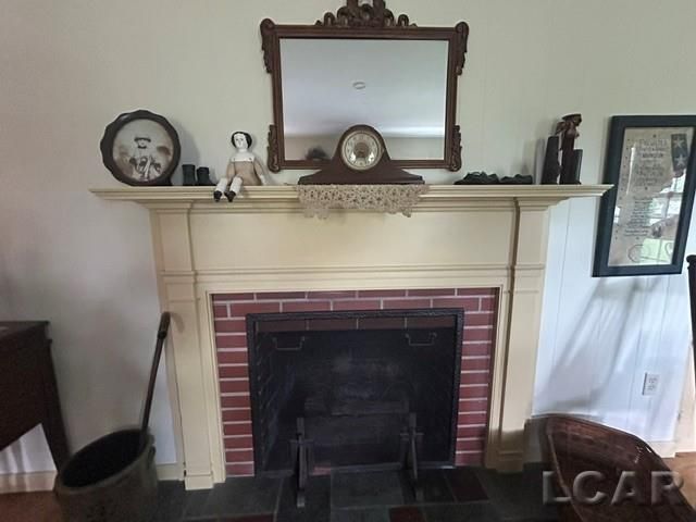 32080 W 9-Mile Road, Farmington, MI 48336