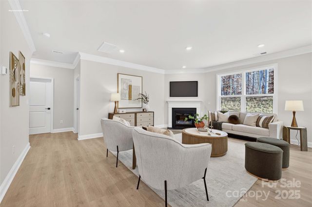 7227 Butternut Oak Terrace, Huntersville, NC 28078