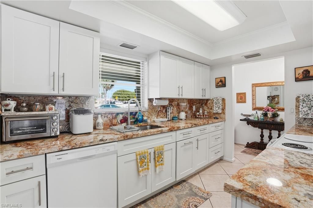 1406 Grandale ST, LEHIGH ACRES, FL 33936 — exterior