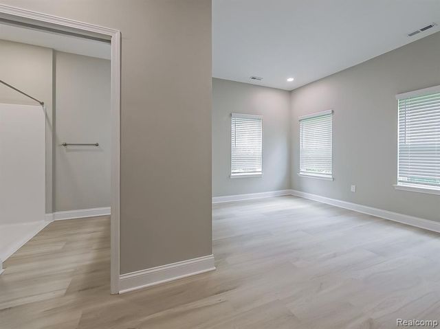 31480 Warren Road 103, Westland, MI 48185