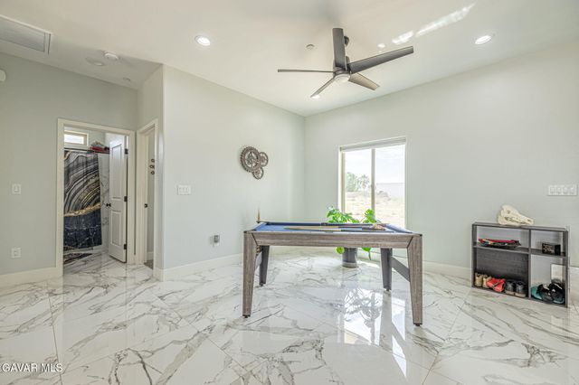 9688 Denhart Avenue, California City, CA 93505