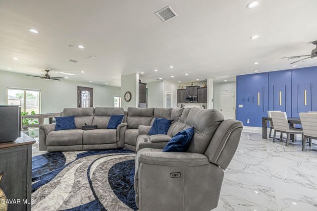 9688 Denhart Avenue, California City, CA 93505