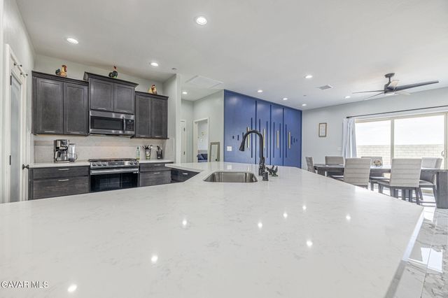 9688 Denhart Avenue, California City, CA 93505
