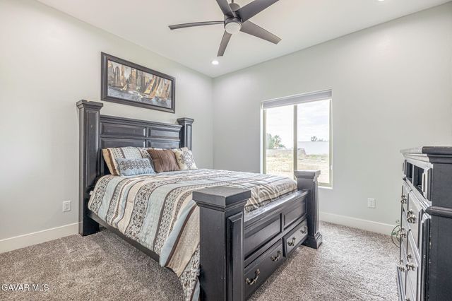9688 Denhart Avenue, California City, CA 93505