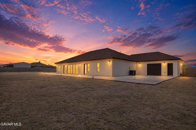 9688 Denhart Avenue, California City, CA 93505