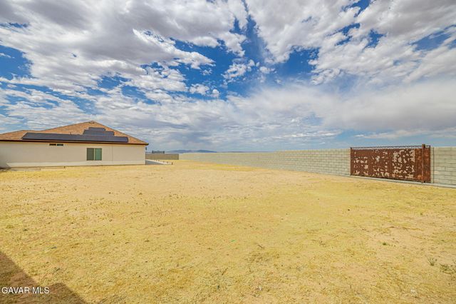9688 Denhart Avenue, California City, CA 93505