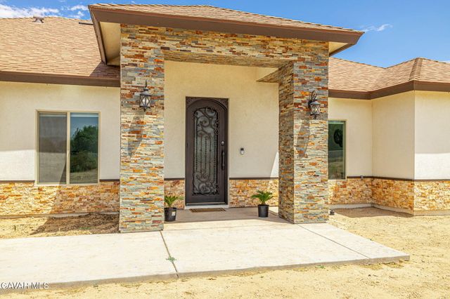 9688 Denhart Avenue, California City, CA 93505