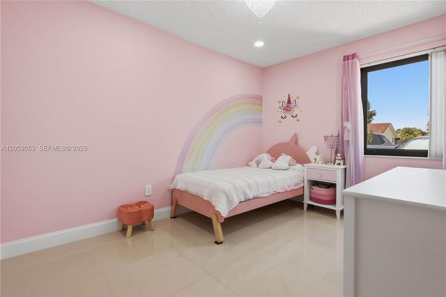 5094 NW 195th Lane, Miami Gardens, FL 33055