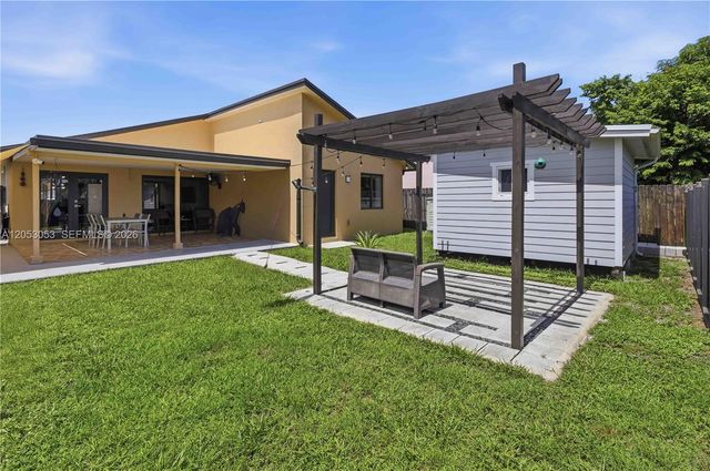 5094 NW 195th Lane, Miami Gardens, FL 33055