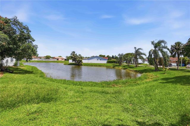 5094 NW 195th Lane, Miami Gardens, FL 33055