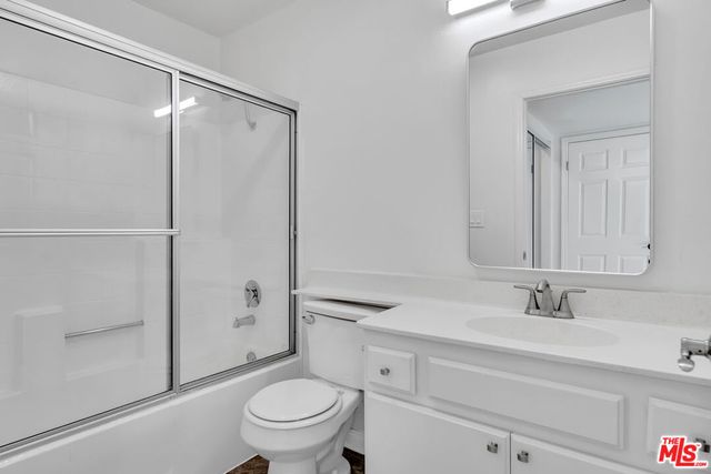 2050 S Bentley Avenue 204, Los Angeles, CA 90025