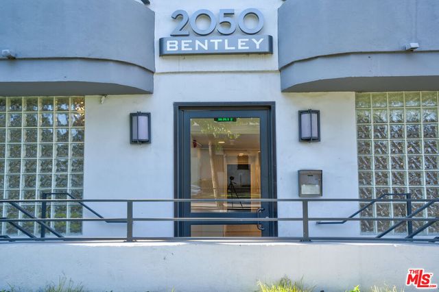 2050 S Bentley Avenue 204, Los Angeles, CA 90025