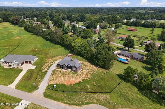 280 Tommy Ct, Shepherdsville, KY 40165
