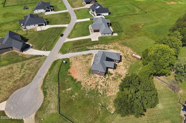 280 Tommy Ct, Shepherdsville, KY 40165