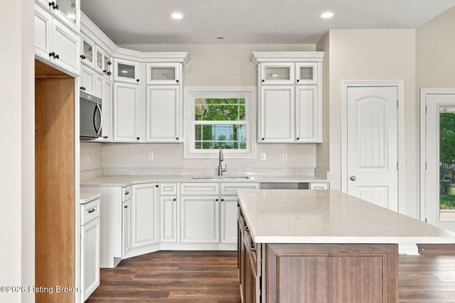280 Tommy Ct, Shepherdsville, KY 40165