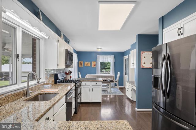 2996 HOBBS RD, Glenwood, MD 21738