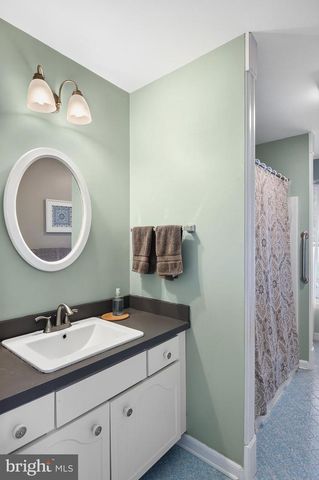2996 HOBBS RD, Glenwood, MD 21738
