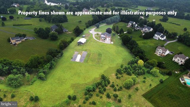 2996 HOBBS RD, Glenwood, MD 21738