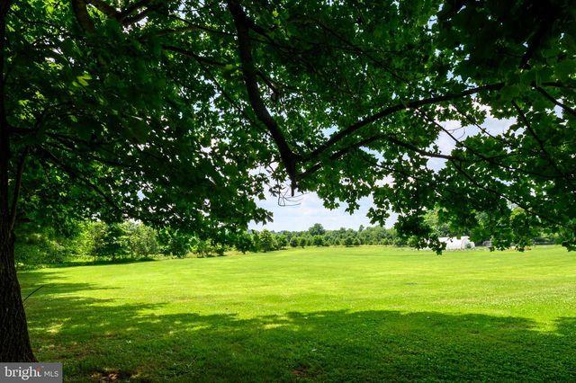 2996 HOBBS RD, Glenwood, MD 21738