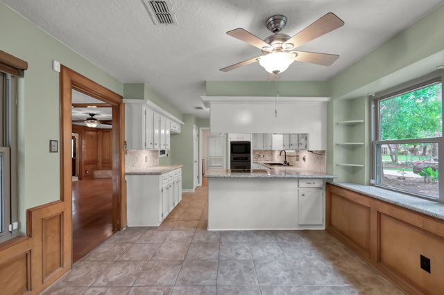 1351 Trailwood Village Drive, Kingwood, TX 77339