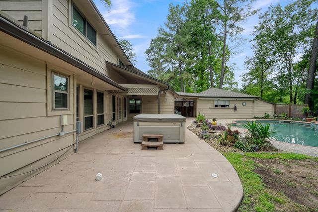 1351 Trailwood Village Drive, Kingwood, TX 77339