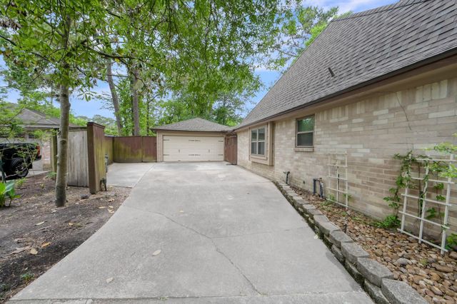 1351 Trailwood Village Drive, Kingwood, TX 77339