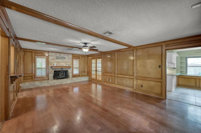1351 Trailwood Village Drive, Kingwood, TX 77339